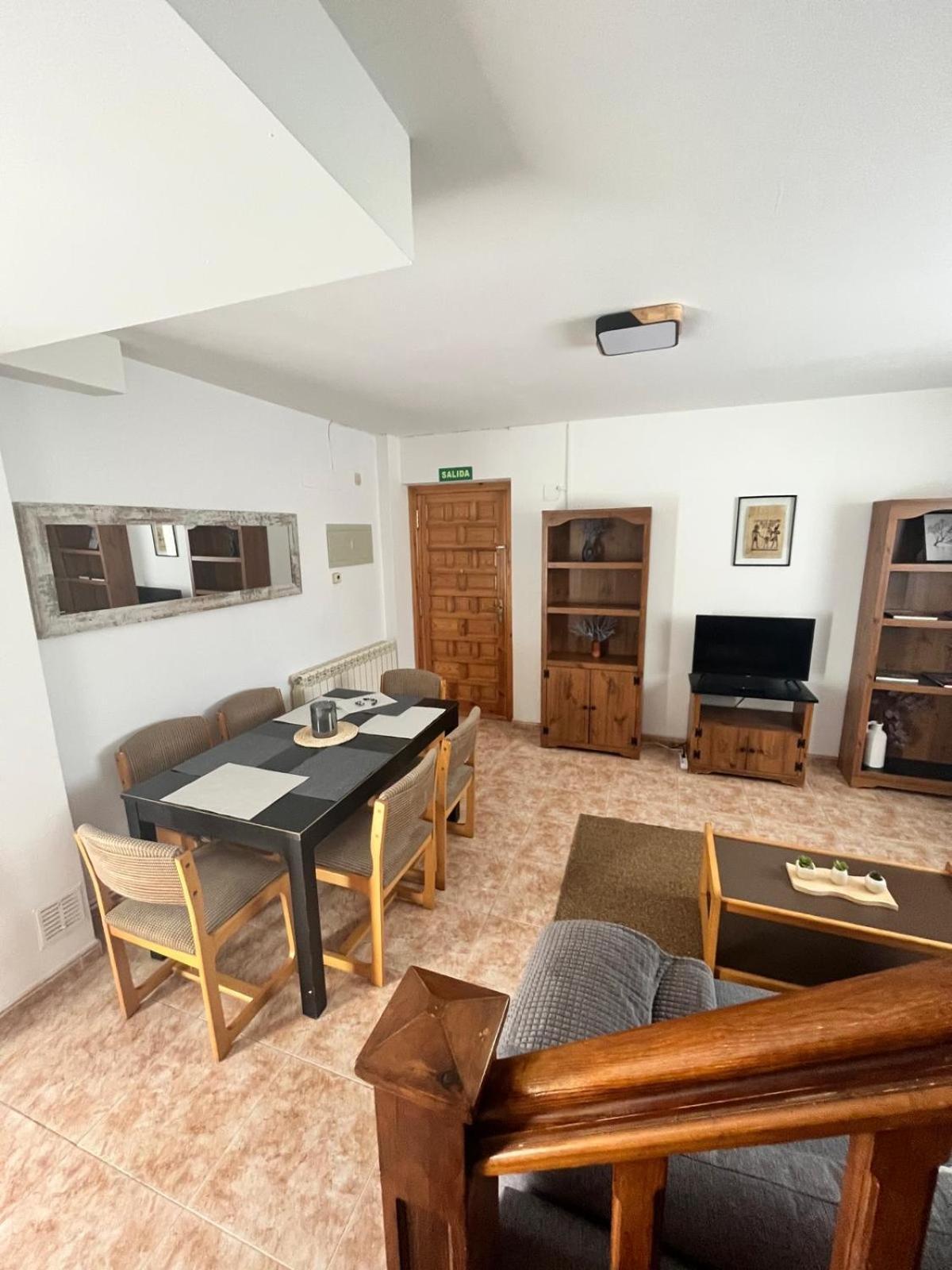 Вилла Pirineo Aragones. Casa La Paz Сабиньяниго Экстерьер фото